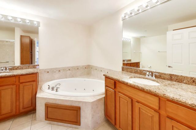 9350 Skokie Boulevard 510, Skokie, IL 60077