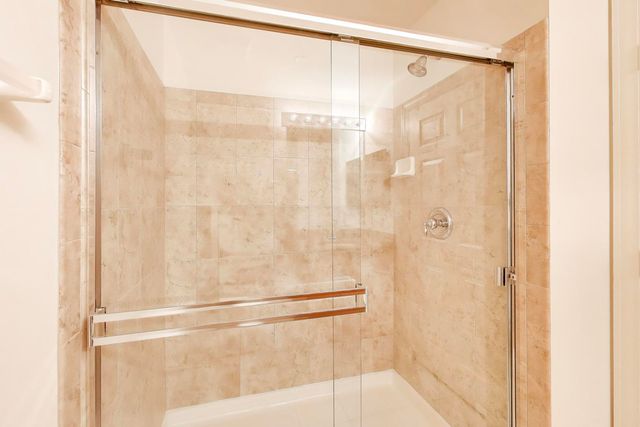 9350 Skokie Boulevard 510, Skokie, IL 60077