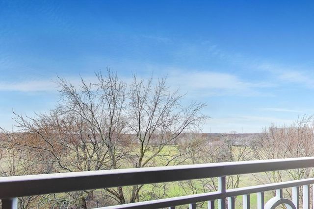 9350 Skokie Boulevard 510, Skokie, IL 60077