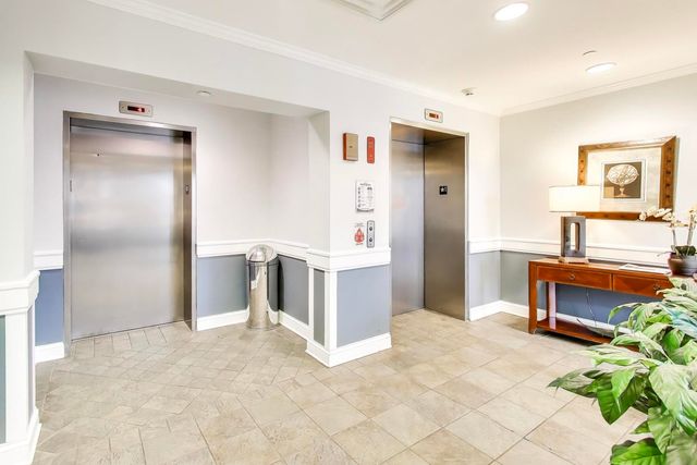 9350 Skokie Boulevard 510, Skokie, IL 60077