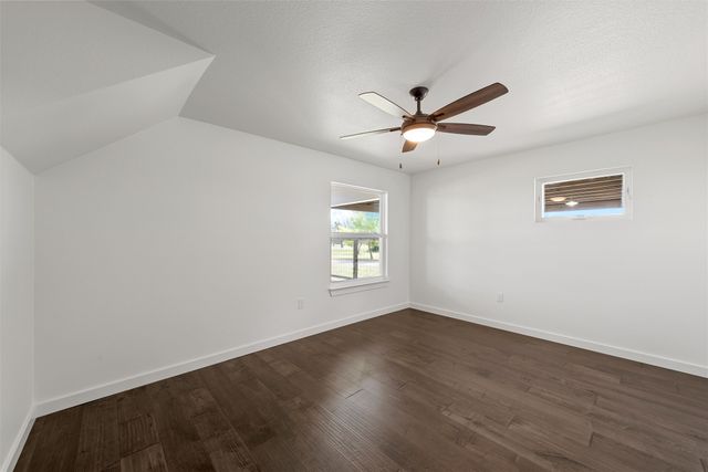 515 Iron Bridge Road, Lorena, TX 76655