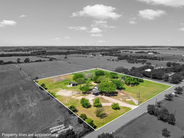 515 Iron Bridge Road, Lorena, TX 76655