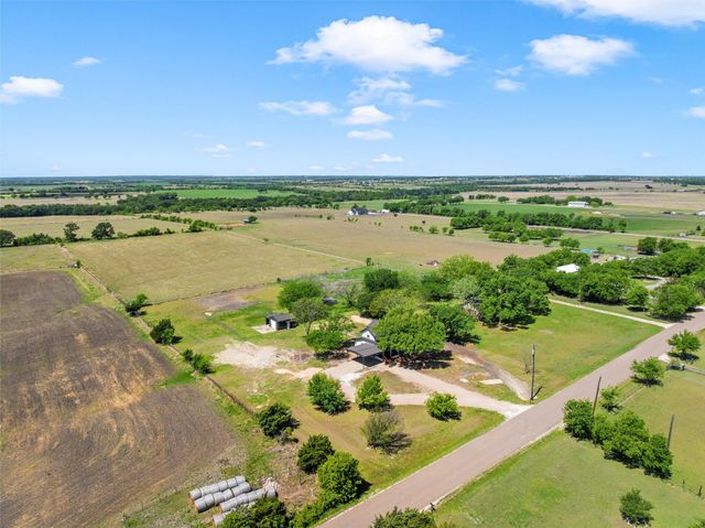 515 Iron Bridge Road, Lorena, TX 76655