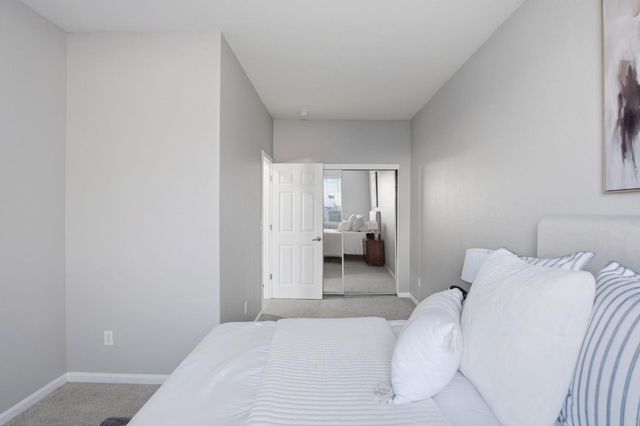 2403 Clemente Ln, Tracy, CA 95377