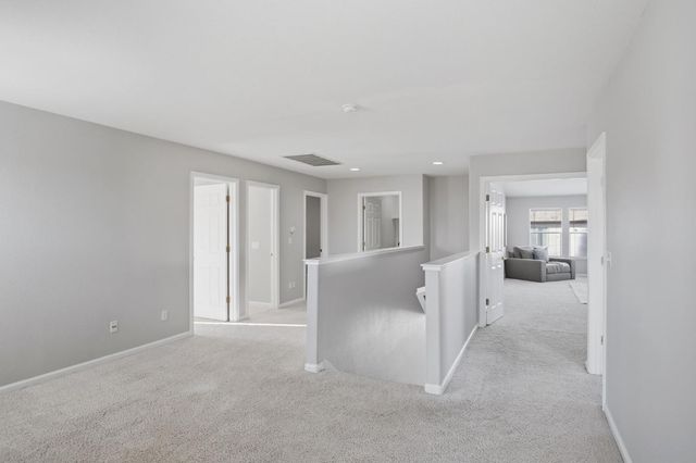 2403 Clemente Ln, Tracy, CA 95377