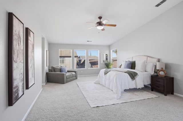 2403 Clemente Ln, Tracy, CA 95377