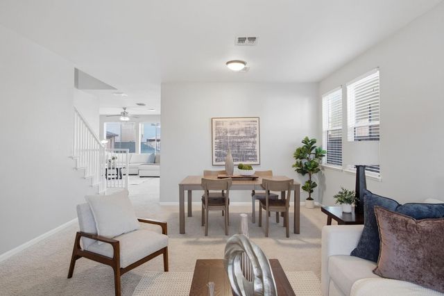 2403 Clemente Ln, Tracy, CA 95377