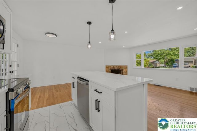 1543 Eaton Avenue, Bethlehem City, PA 18018