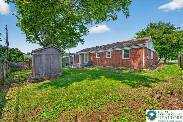 1543 Eaton Avenue, Bethlehem City, PA 18018