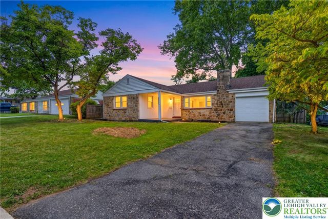 1543 Eaton Avenue, Bethlehem City, PA 18018