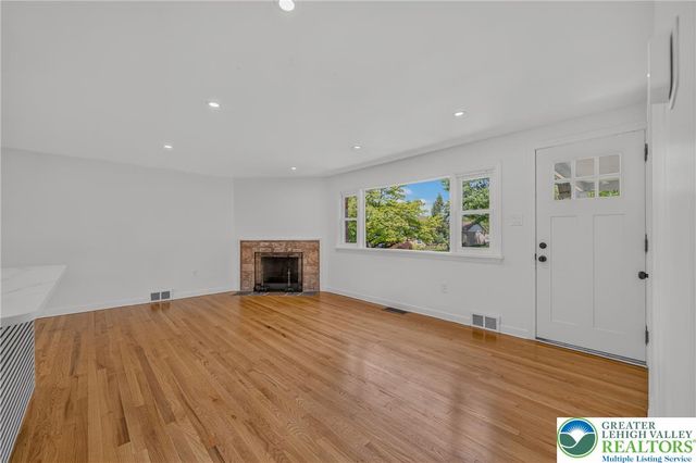 1543 Eaton Avenue, Bethlehem City, PA 18018