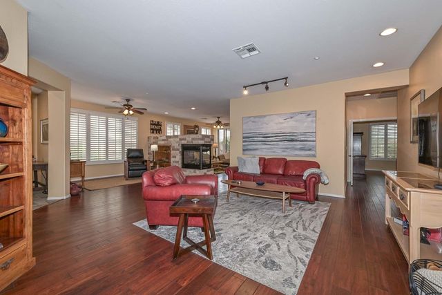 41418 N Clear Crossing Road, Anthem, AZ 85086