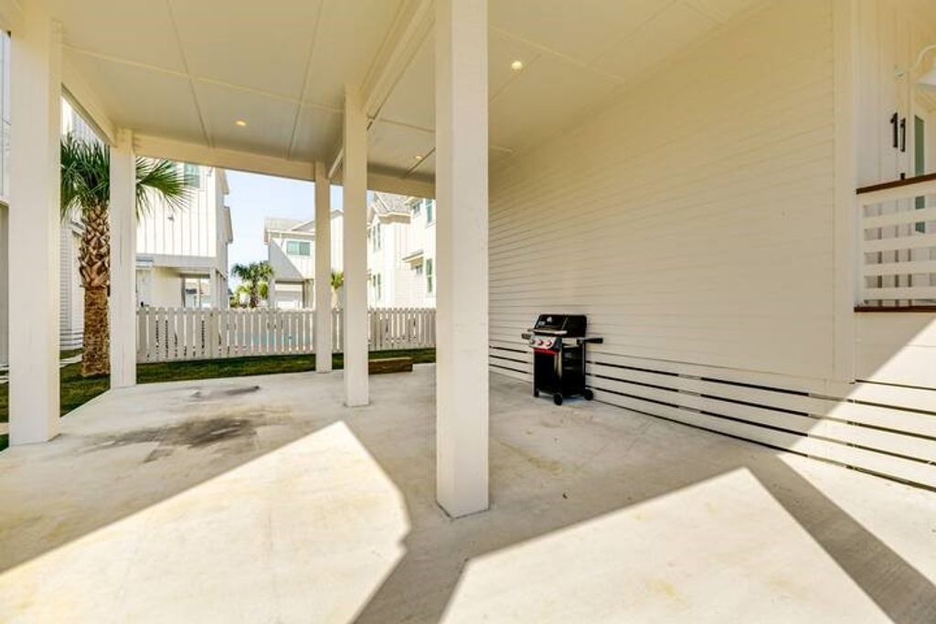 434 Oleander St 11, Port Aransas, TX 78373 — photo 2