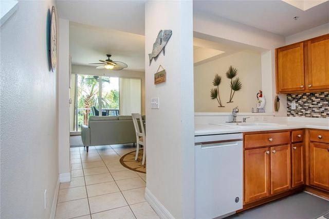 3273 MANGROVE POINT DRIVE, Ruskin, FL 33570