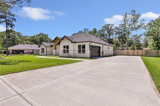 2423 Roman Forest Boulevard, New Caney, TX 77357