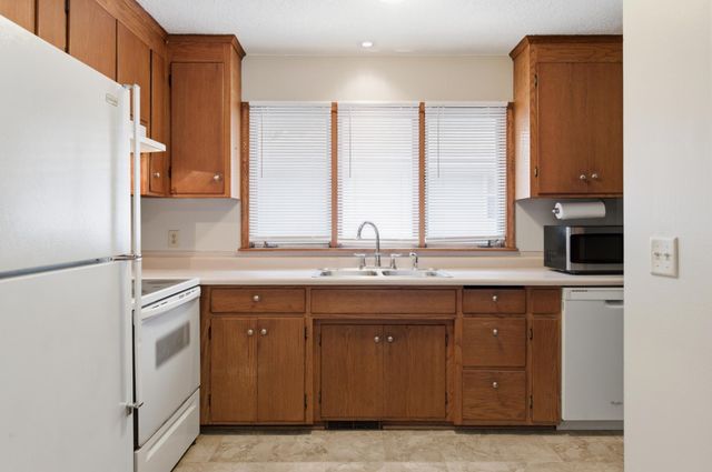 401 46th Avenue NE, Columbia Heights, MN 55421