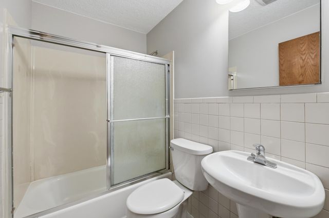 401 46th Avenue NE, Columbia Heights, MN 55421