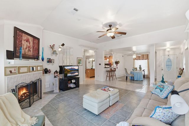 1818 Kemah Oaks Drive, Kemah, TX 77565