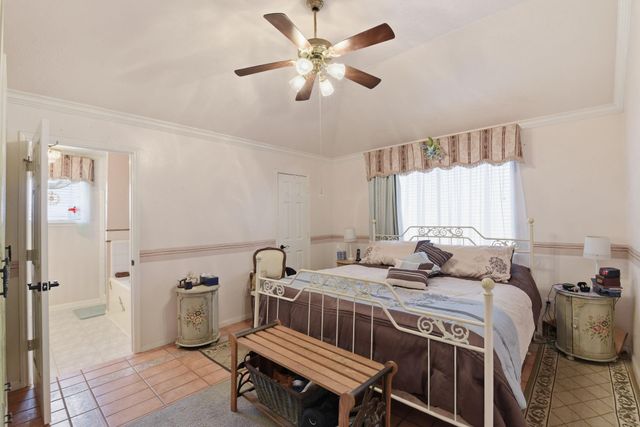 1818 Kemah Oaks Drive, Kemah, TX 77565