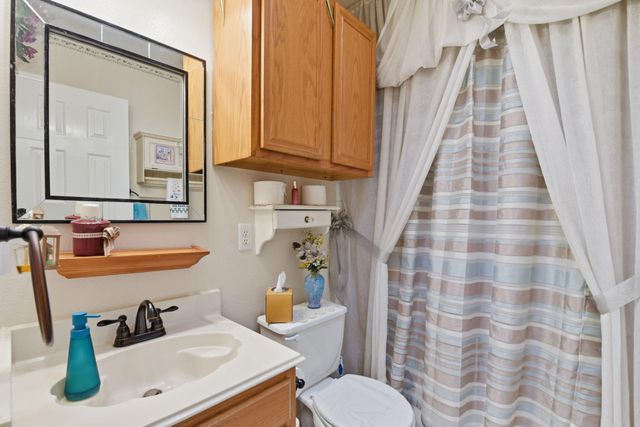 1818 Kemah Oaks Drive, Kemah, TX 77565