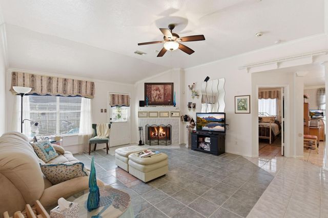 1818 Kemah Oaks Drive, Kemah, TX 77565