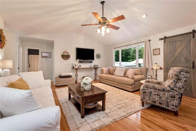 739 Rockford Creek Road, Clarkesville, GA 30523