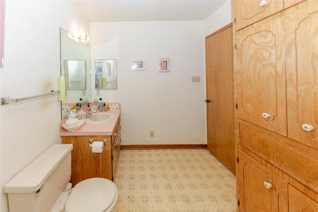 182 Norma Jean BLVD, Smithville, TX 78957