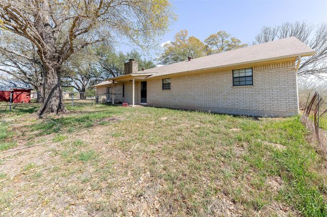 182 Norma Jean BLVD, Smithville, TX 78957