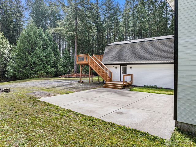 9001 NW Dishman Road, Bremerton, WA 98312