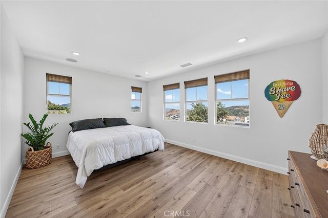 19 Granja Court, Rancho Mission Viejo, CA 92694