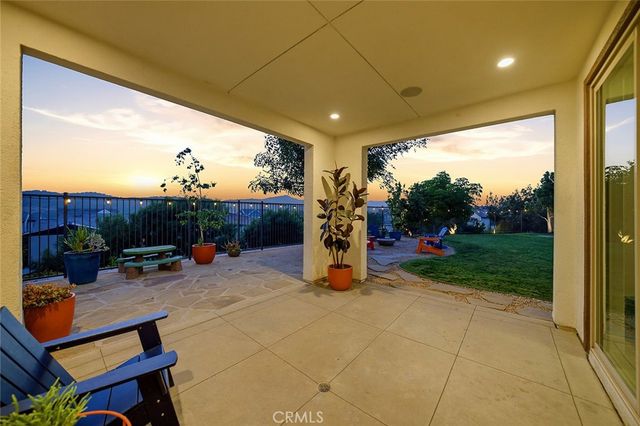 19 Granja Court, Rancho Mission Viejo, CA 92694