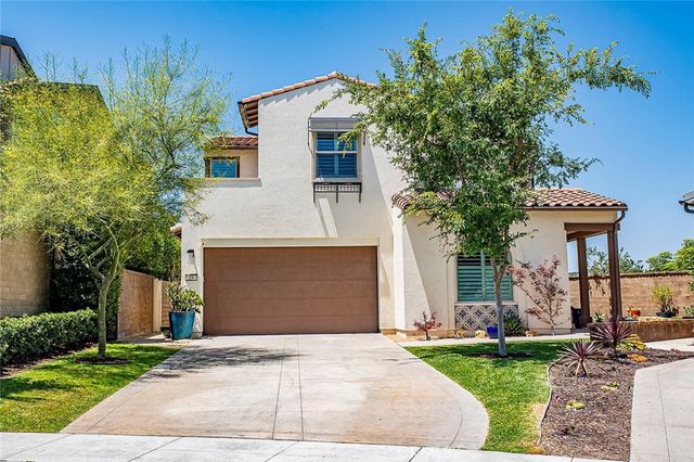 19 Granja Court, Rancho Mission Viejo, CA 92694
