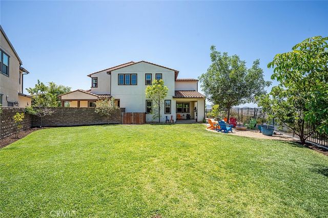 19 Granja Court, Rancho Mission Viejo, CA 92694