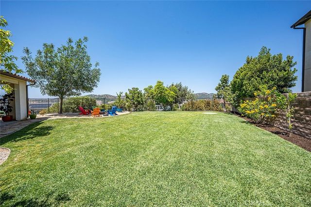 19 Granja Court, Rancho Mission Viejo, CA 92694