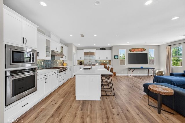 19 Granja Court, Rancho Mission Viejo, CA 92694