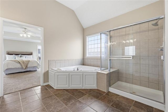 645 N Pine Circle, Gardner, KS 66030