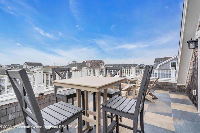 32 3rd Avenue, Normandy Beach, NJ 08739