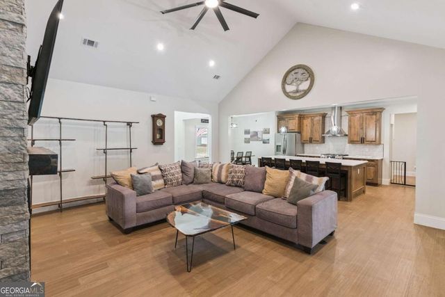 7097 Harrietts Bluff Road, Woodbine, GA 31569