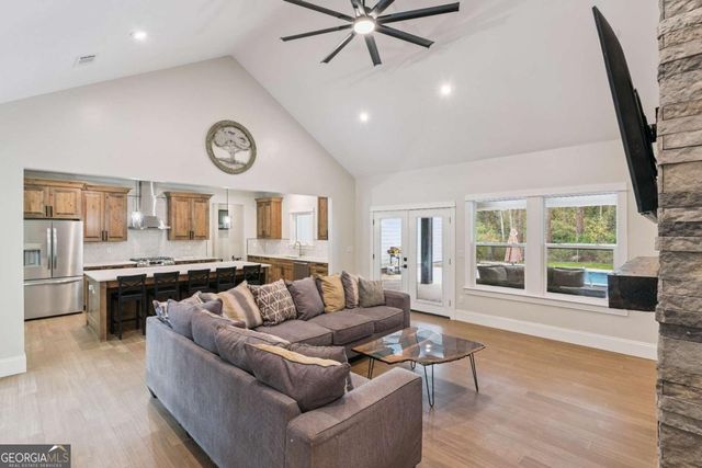 7097 Harrietts Bluff Road, Woodbine, GA 31569