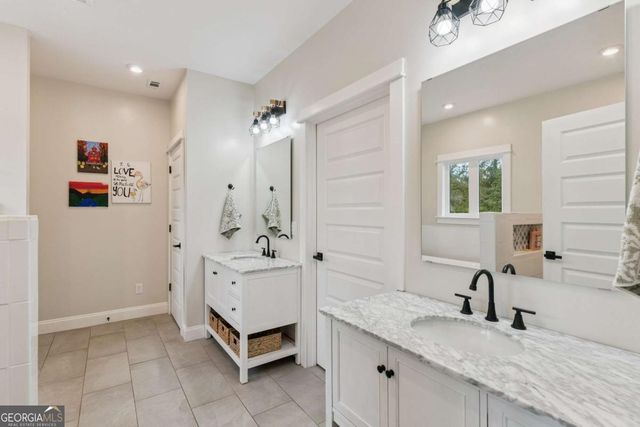 7097 Harrietts Bluff Road, Woodbine, GA 31569