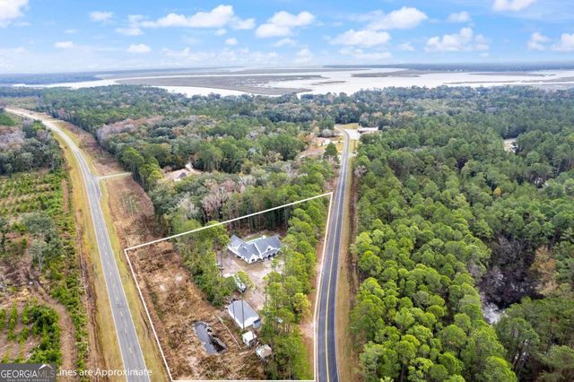 7097 Harrietts Bluff Road, Woodbine, GA 31569