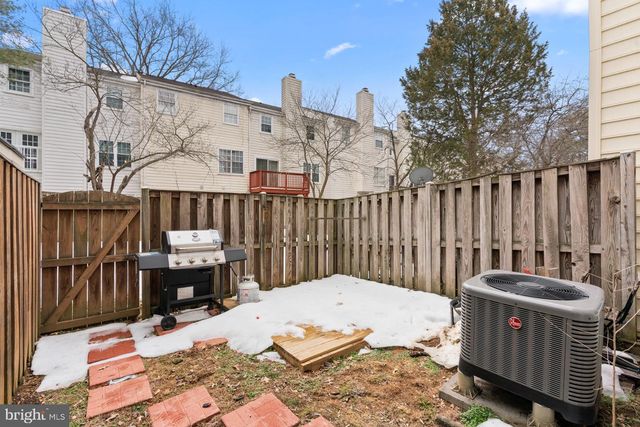 1683 HART CT, Crofton, MD 21114