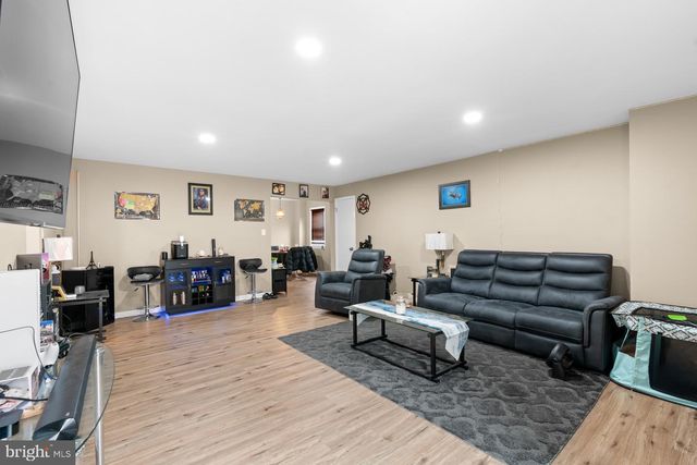 1683 HART CT, Crofton, MD 21114