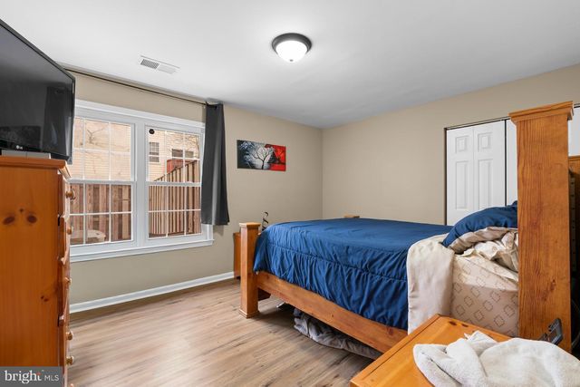 1683 HART CT, Crofton, MD 21114