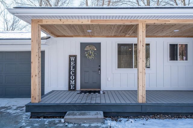 27590 Hiller Street, Harrison Twp, MI 48045