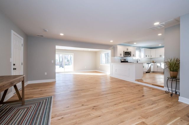 27590 Hiller Street, Harrison Twp, MI 48045