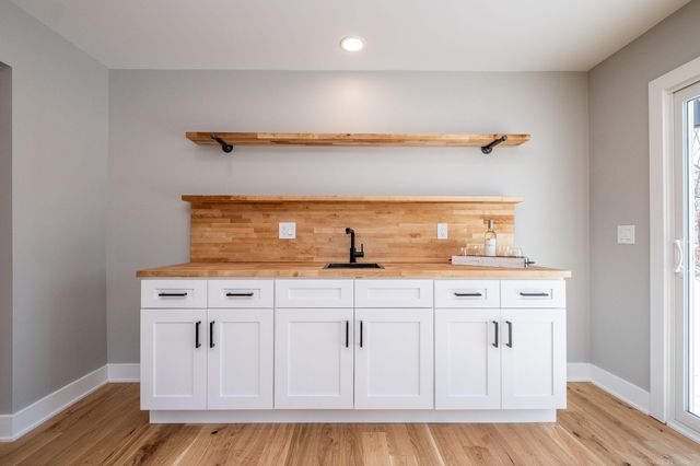 27590 Hiller Street, Harrison Twp, MI 48045