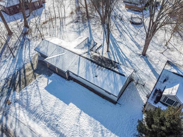 27590 Hiller Street, Harrison Twp, MI 48045