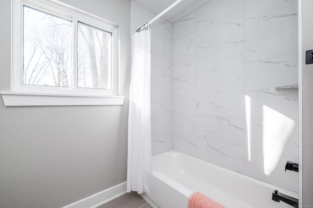 27590 Hiller Street, Harrison Twp, MI 48045