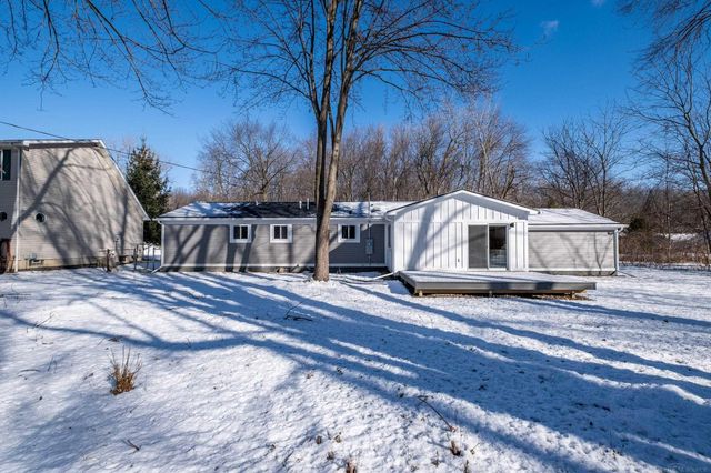 27590 Hiller Street, Harrison Twp, MI 48045